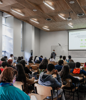 Bose en la Universidad de Chile