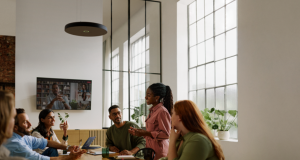 Sennheiser lidera la innovación en conferencias en InfoComm Orlando 2023