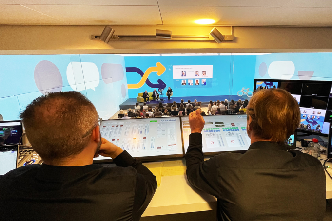 Randstad crea un centro de experiencia inmersiva con tecnología de PIXERA