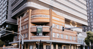 Mezzo A+ Debuta en la reapertura de Abercrombie, Sydney