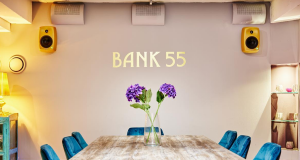 Bank 55 y Genelec armonía perfecta en el corazón de Helsinki