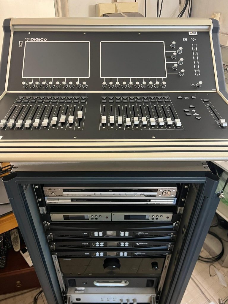 Powersoft Serie T calidad y precisión en Hanoi