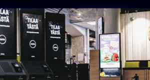 Hesburger apuesta por la digitalización de sus restaurantes con más de 700 kioscos de autoservicio POLYTOUCH® de Pyramid