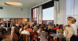 La tecnología beam steering de Renkus-Heinz optimiza el audio en un espacio histórico de Oslo