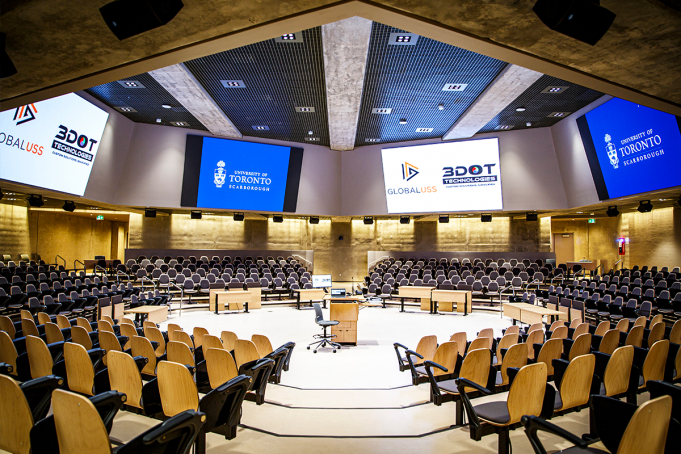 La UTSC instala UBX8 y CX61 de Renkus-Heinz en seis auditorios La UTSC instala UBX8 y CX61 de Renkus-Heinz en seis auditorios