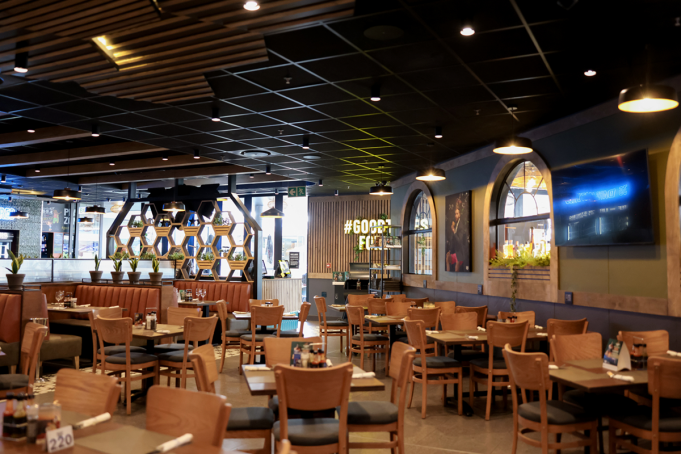 El sonido de Audac conquista Maerua Mall con tres nuevas instalaciones de Stage Audio Works Namibia