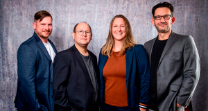 twoloox GmbH firma un acuerdo de compra para las líneas de producto Pandoras Box® y Widget Designer de Christie