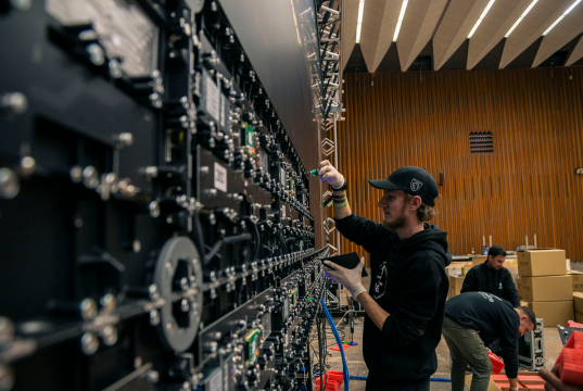 Alfalite equipa el centro de congresos de Liubliana con 40 m² LED Alfalite equipa el principal centro de congresos de Liubliana con 40 m² LED
