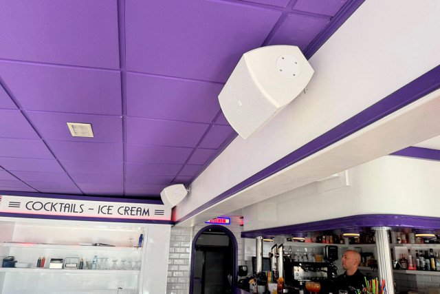 Nuevo sistema AUDAC para Golden Corner Cocktail Bar en Puerto del Carmen Nuevo sistema AUDAC para Golden Corner Cocktail Bar en Puerto del Carmen