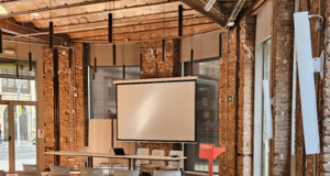 Power 94 confía en AUDAC para sus proyectos de integración audiovisual en Barcelona