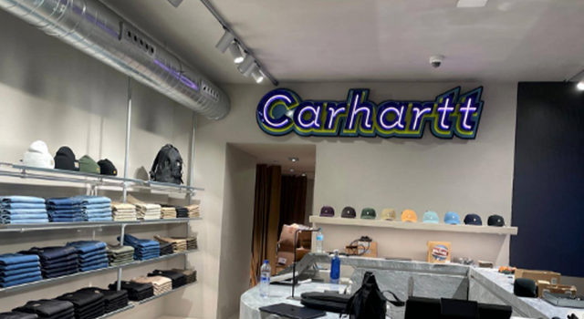 WORK in Progress y LAECOR crean una nueva atmósfera sonora en Carhartt de Donosti al ritmo de AUDAC y Powersoft